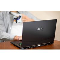 Gigabyte Aero 17 KC-8EE6150SH Image #21